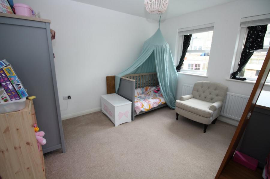 5 Leafield Court