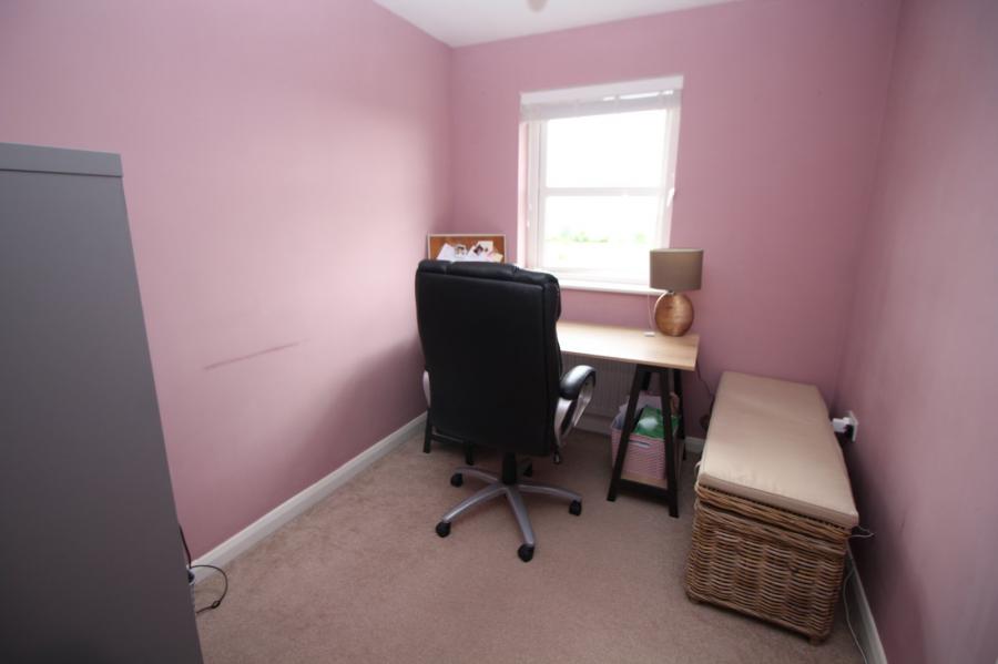 5 Leafield Court