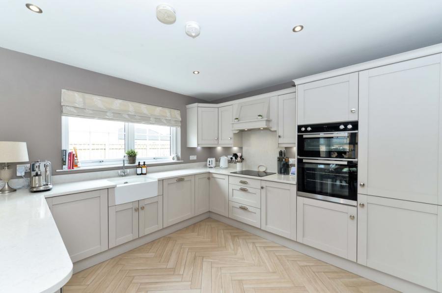 10 Bashford Park Hill