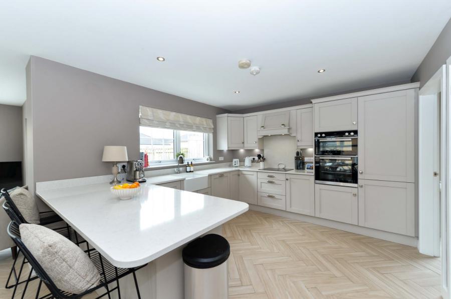 10 Bashford Park Hill