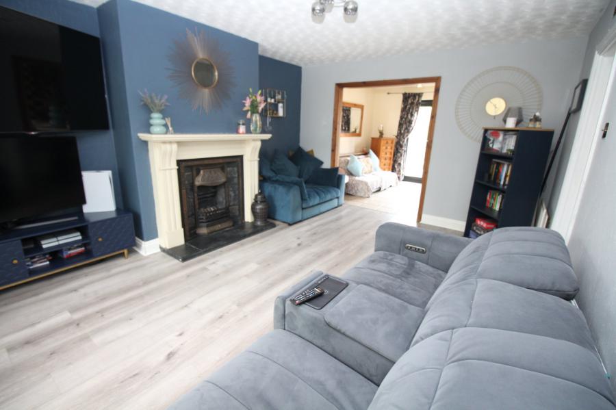 91 Broadlands