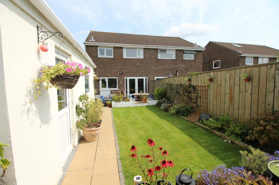 2 Windermere Avenue