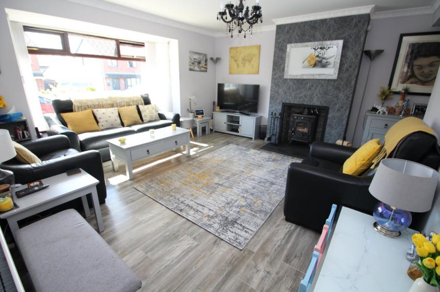 18 Leicester Park