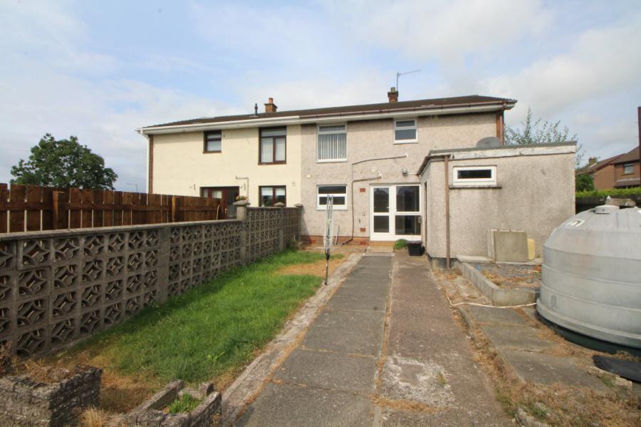 16 Macroom Gardens