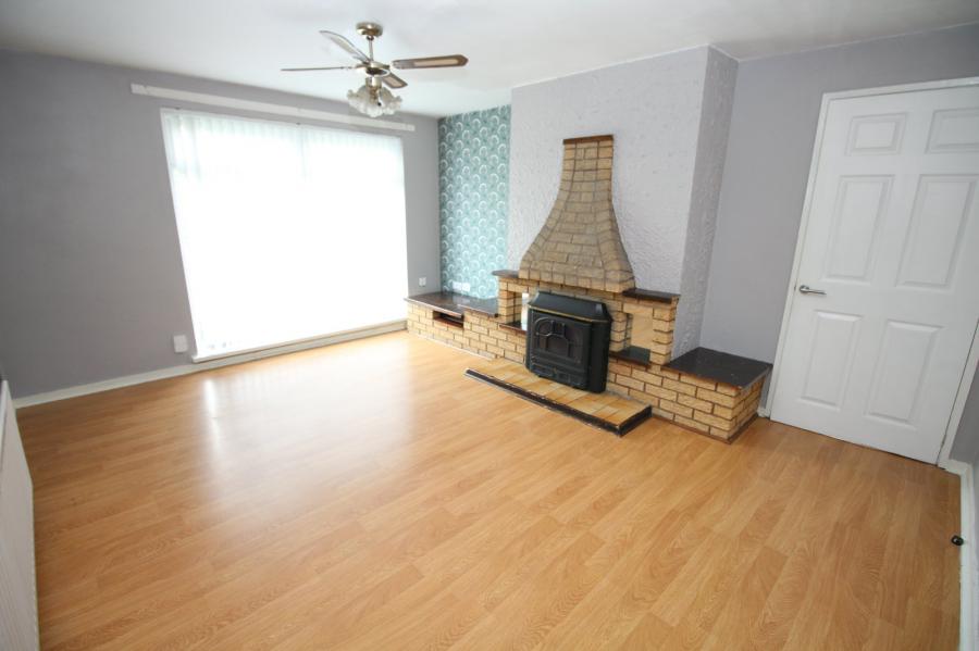16 Macroom Gardens