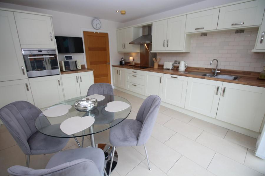 5 Highgrove Crescent