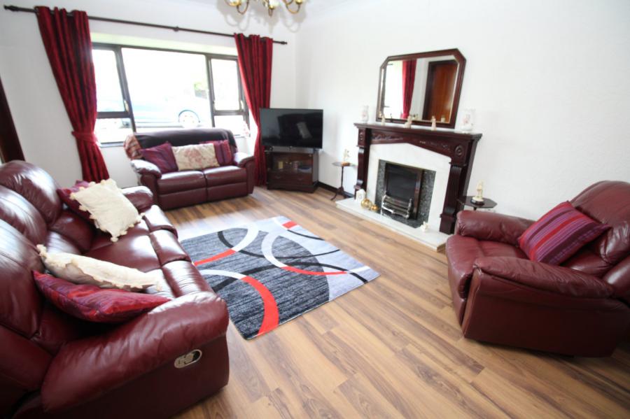 3 Farm Lodge Walk