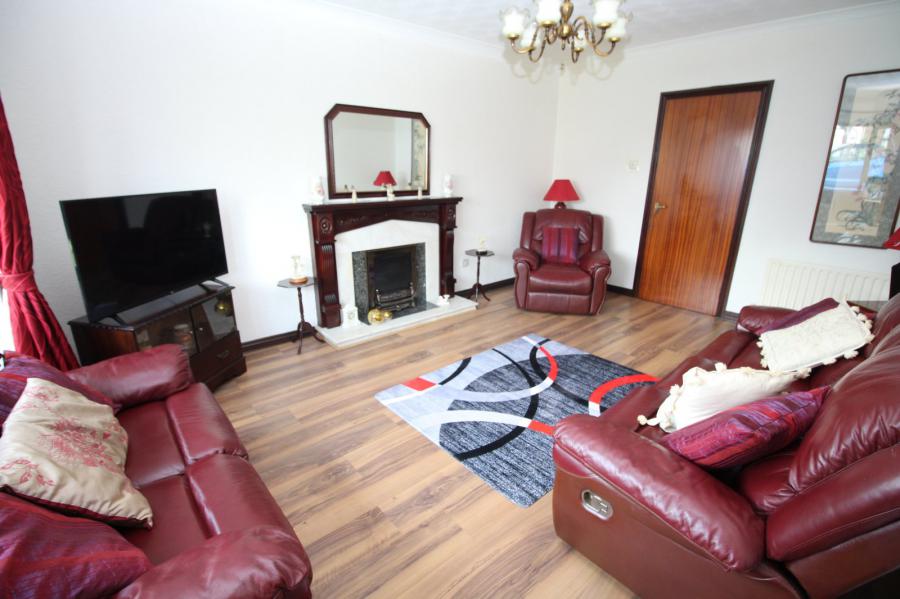 3 Farm Lodge Walk