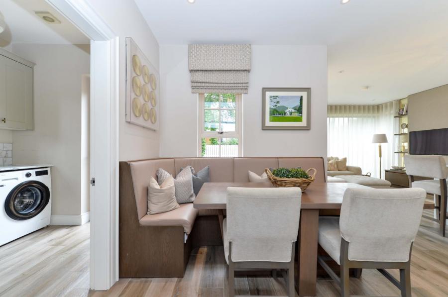 11 Goldenview Park