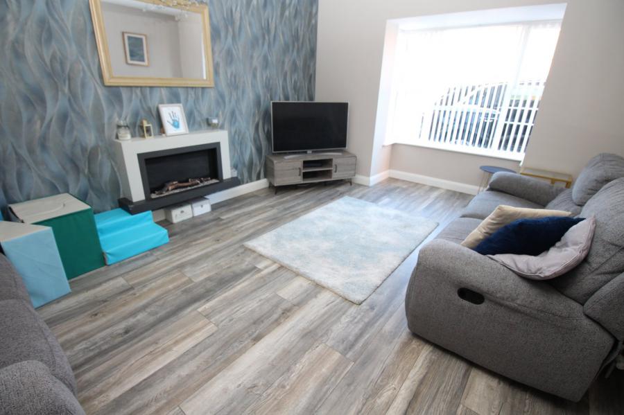 20 Glenfield, 14 Highgrove Road