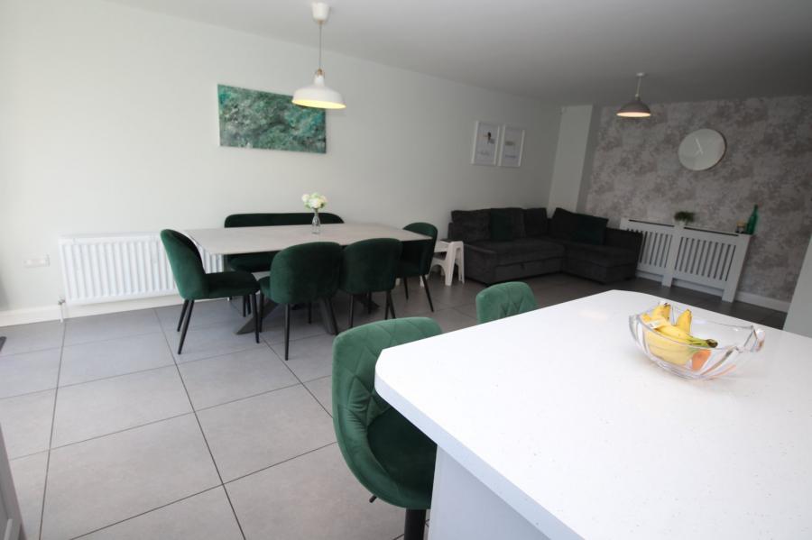 20 Glenfield, 14 Highgrove Road