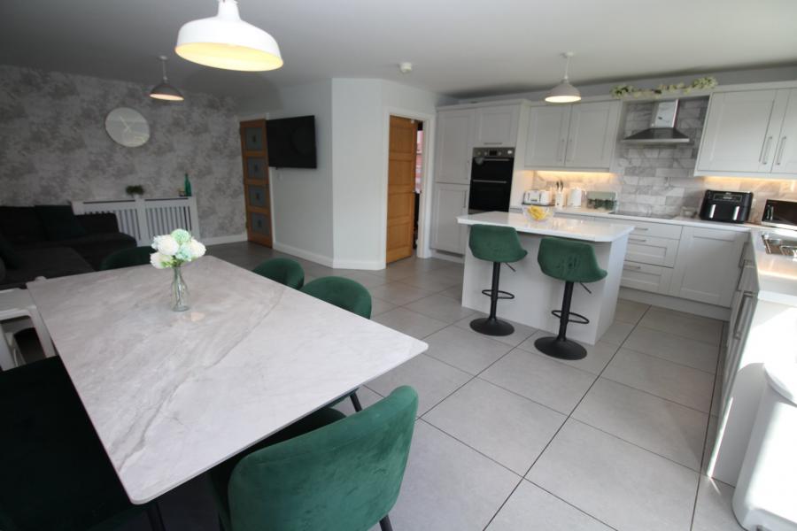 20 Glenfield, 14 Highgrove Road