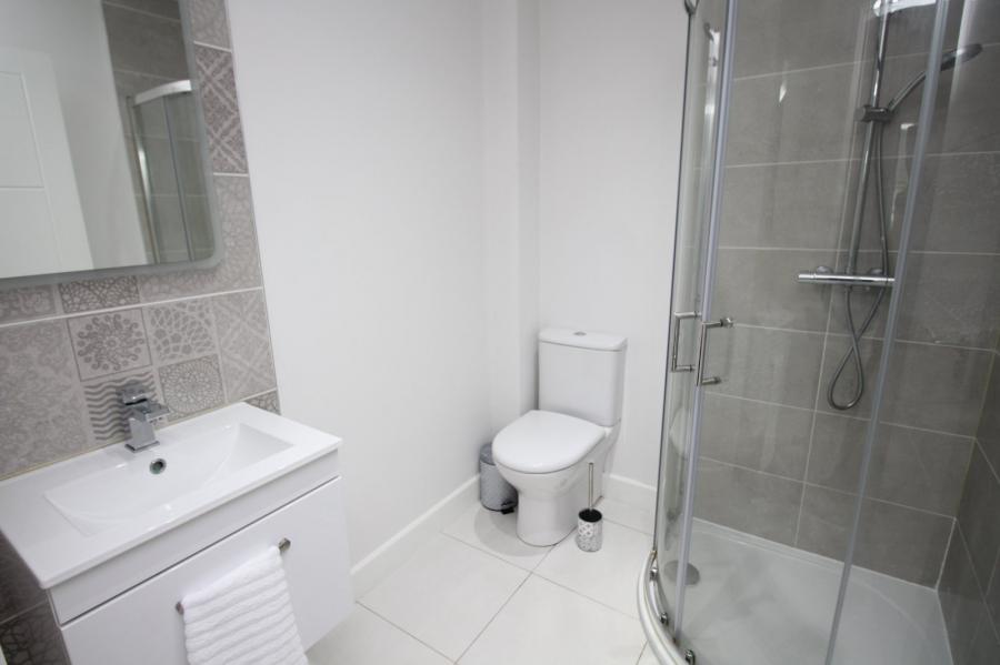 8 Bashford Park Avenue 8 Bashford Park Avenue