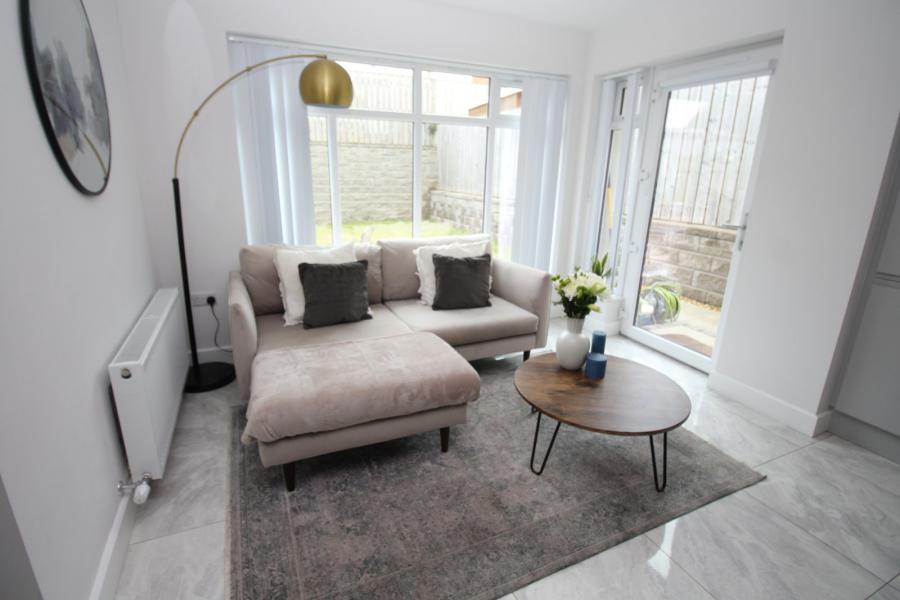 8 Bashford Park Avenue 8 Bashford Park Avenue