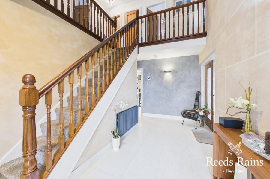 11 Portsmouth Gardens