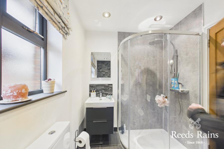 11 Portsmouth Gardens