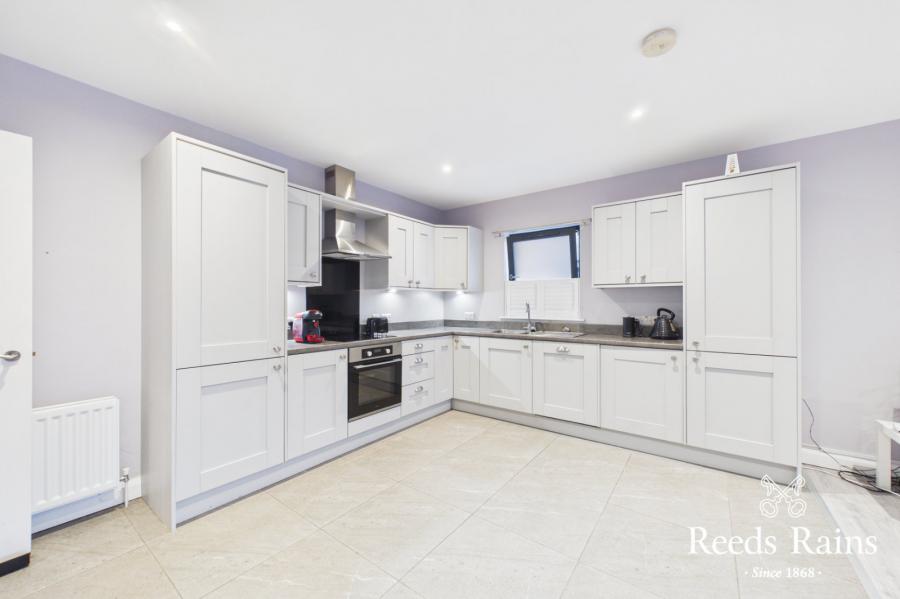 Apartment 1, 9 Old Shore Road