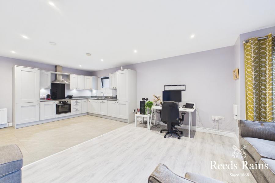 Apartment 1, 9 Old Shore Road