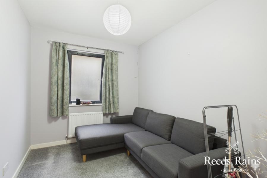 Apartment 1, 9 Old Shore Road