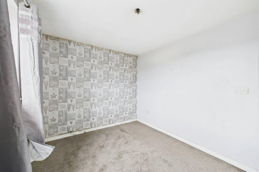 Apartment 3, 2 Taylors Avenue