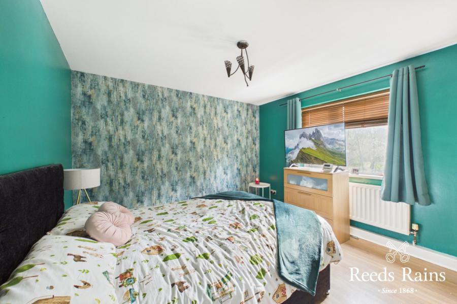 Apartment 10, Rosebrook Grove