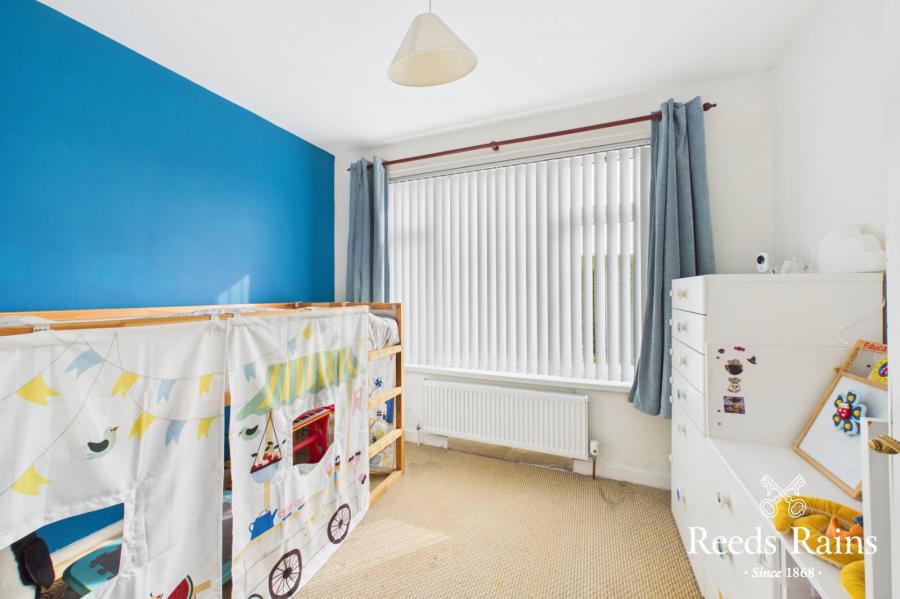 11 Donegall Crescent