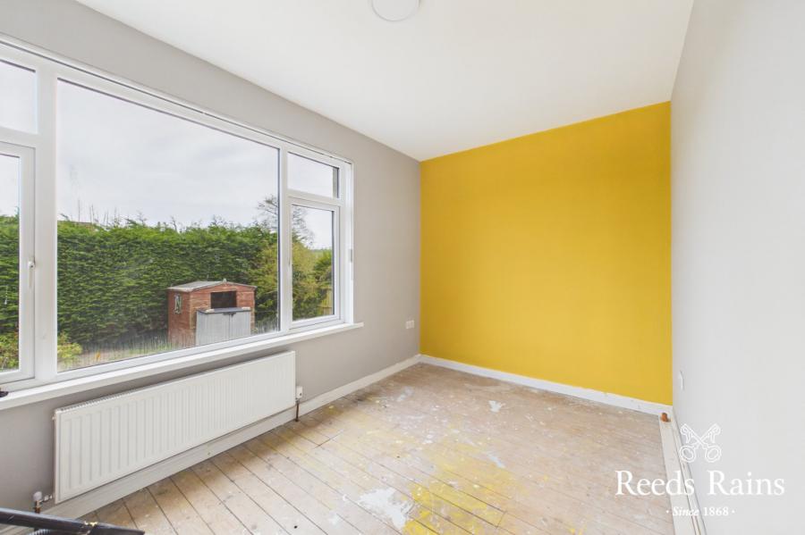 11 Donegall Crescent