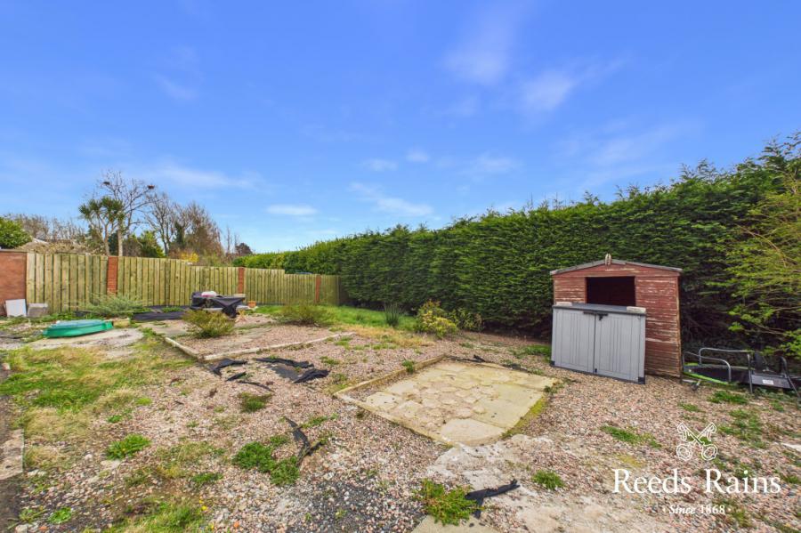 11 Donegall Crescent