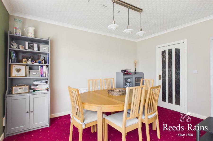 11 Donegall Crescent