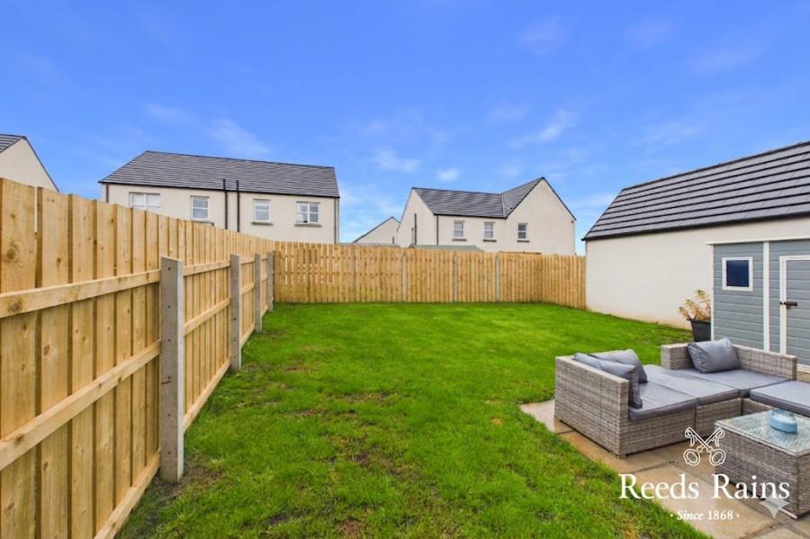 4 Ashbourne Manor