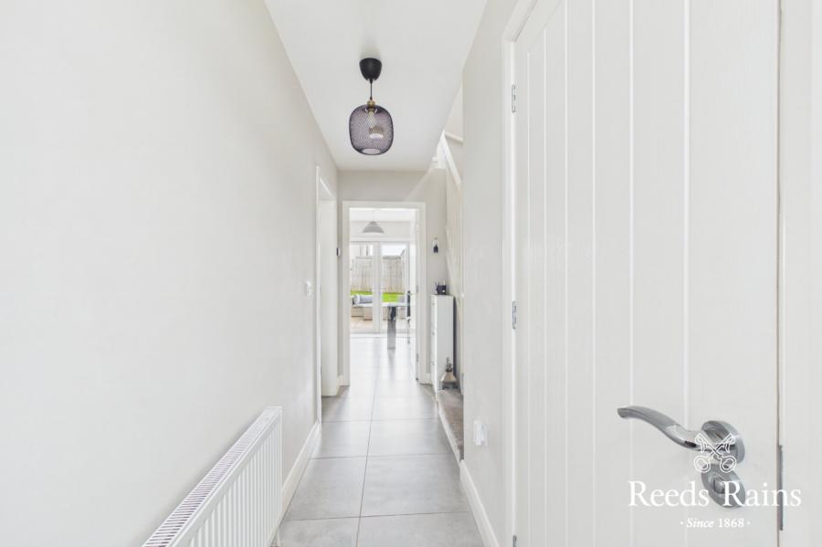 4 Ashbourne Manor