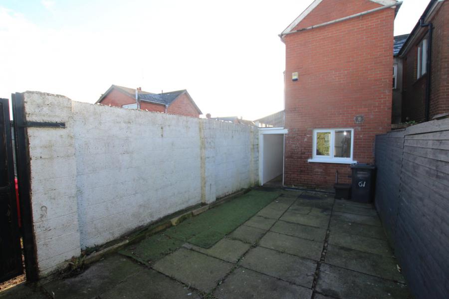 61 Fortwilliam Parade