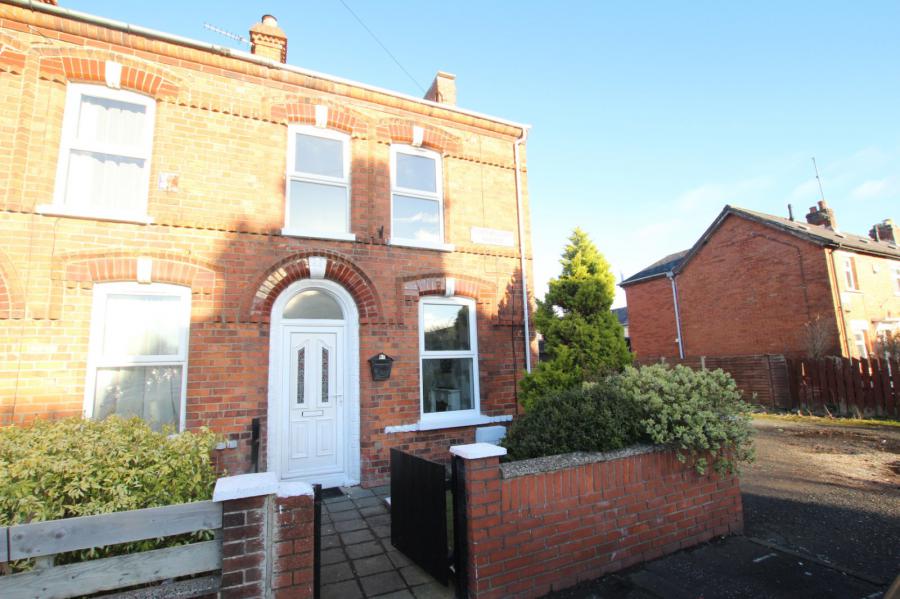 61 Fortwilliam Parade