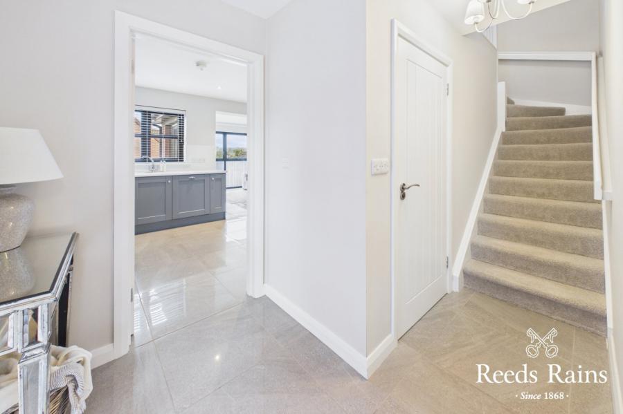 16 Sharonmore Gardens