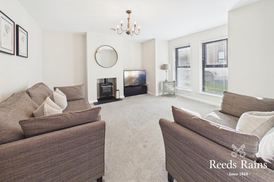 16 Sharonmore Gardens