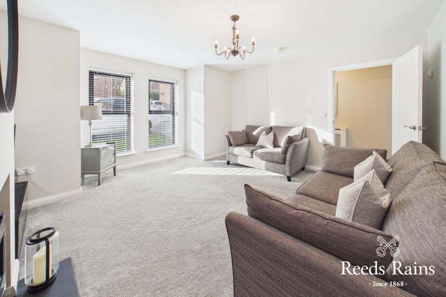 16 Sharonmore Gardens