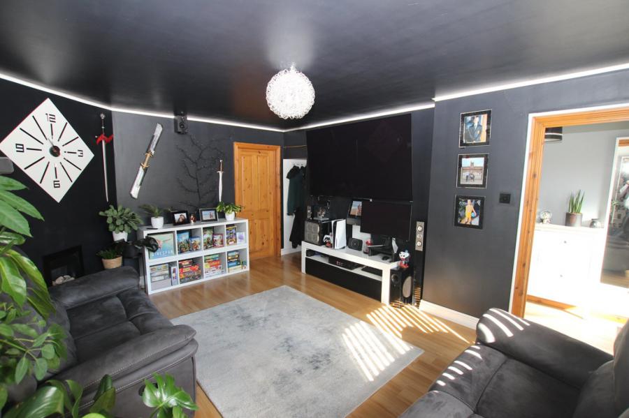 21 Abbeycroft Road