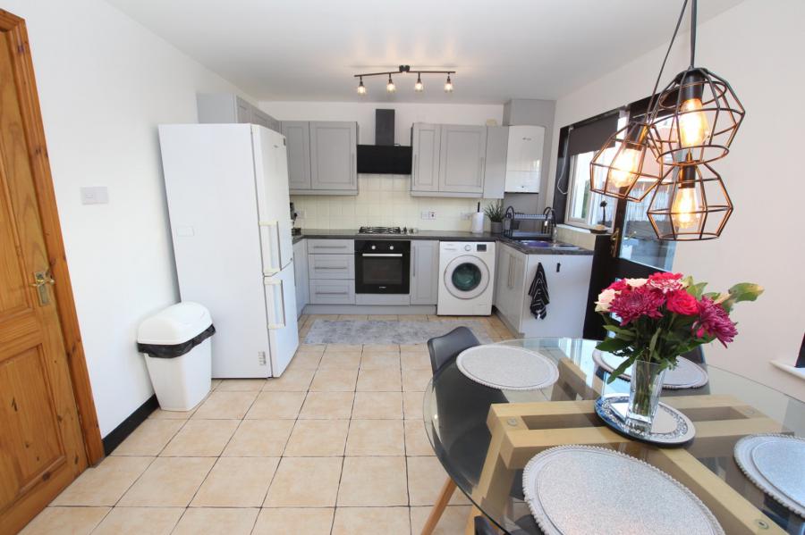 21 Abbeycroft Road