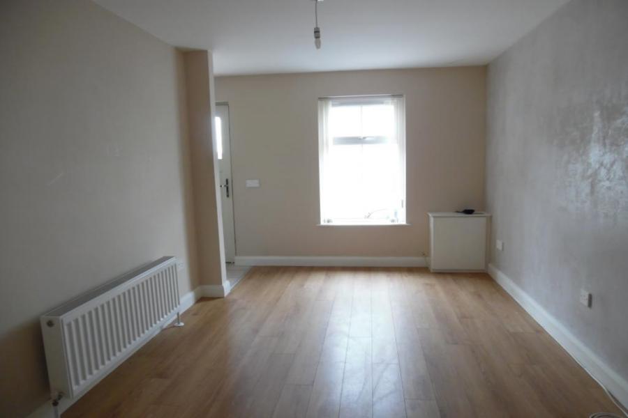 15 Throne Terrace