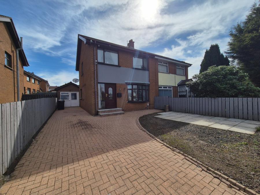 73 Manse Road