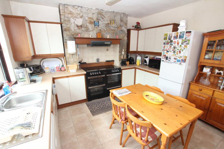 19 Ballycraigy Road