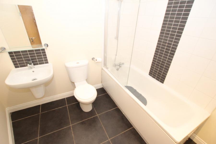 Apartment 13, 9 Brown Square