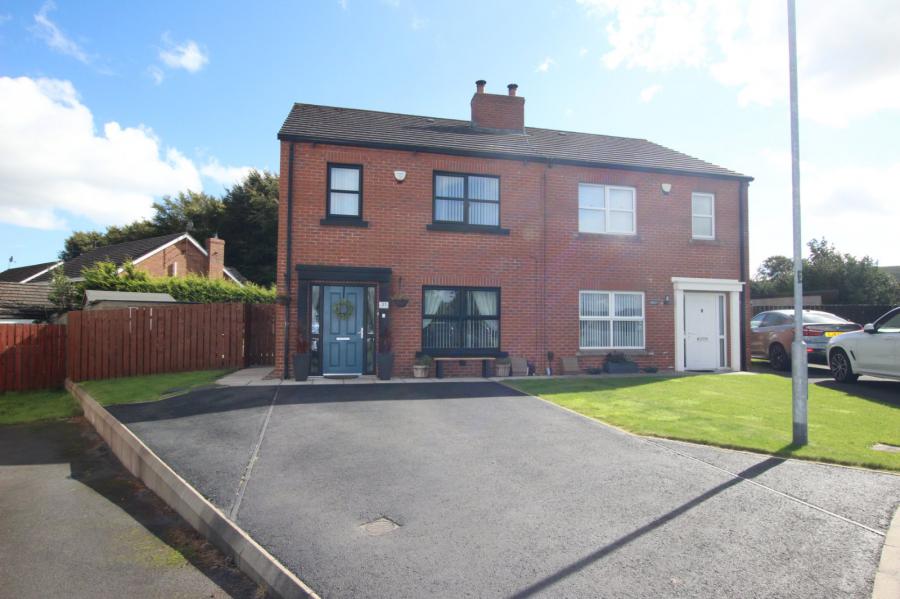 31 Cashelton Manor