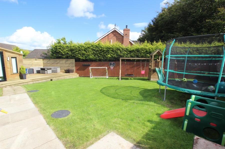 31 Cashelton Manor