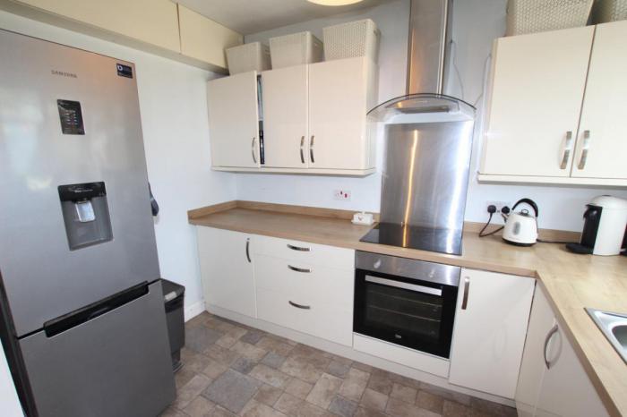 26 Elmfield Park