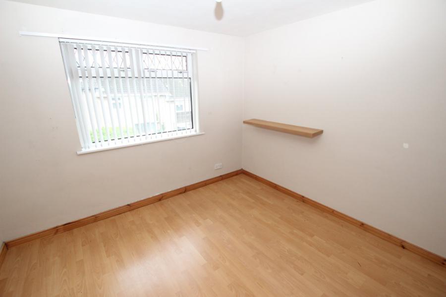 7 Finner Walk