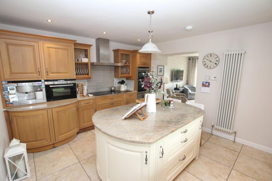 71 Ballymena Road