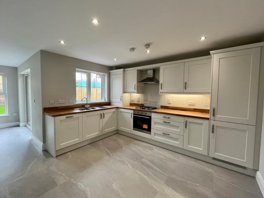 Site 166 The Beetlings, Station Road