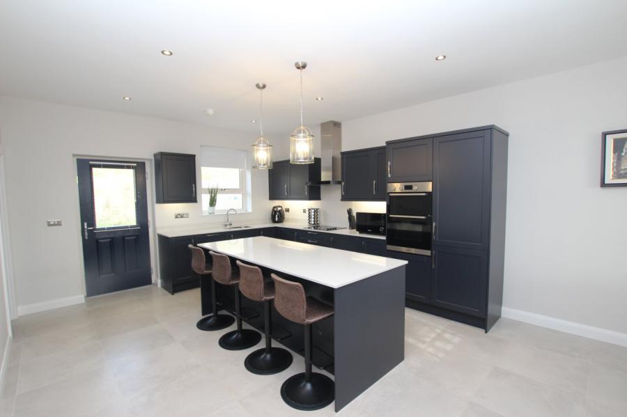 3 Craighill Manor