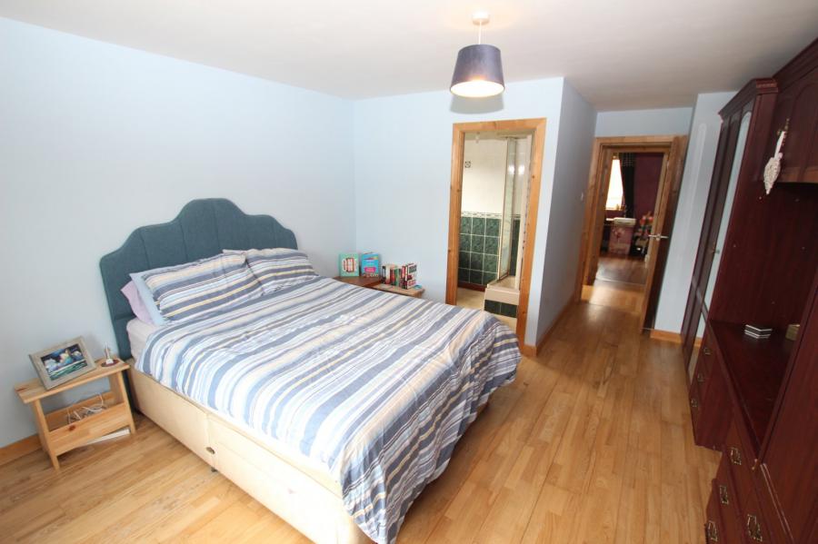 8 Blackthorn Road